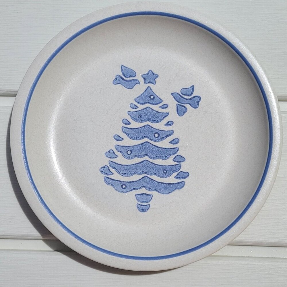 Pfaltzgraff Yorktowne Holiday Christmas Tree Luncheon Plate 8 3/8" Single Plate